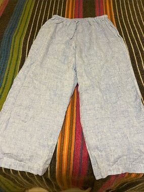 T.Garment. Light Blue Flowy 100% Linen Relaxed Women’s ankle length Pant. Sz L.